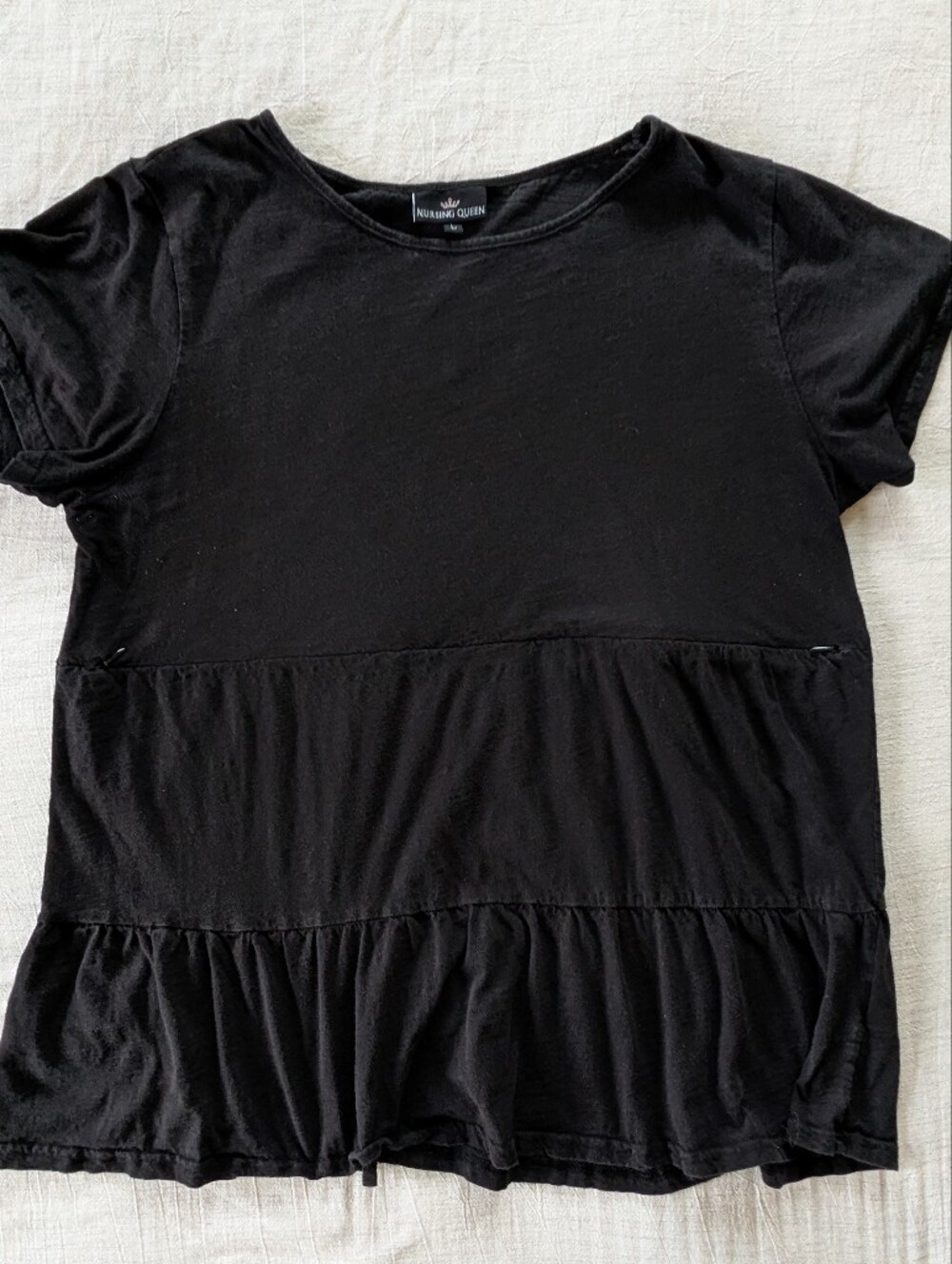Nursing Queen Cotton Ruffle Black Top L